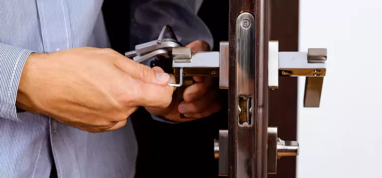 Commercial Door Lock Repair Loves Park