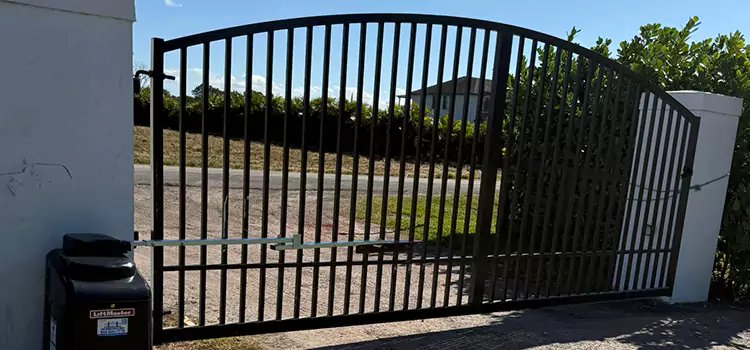 Driveway Fence Repair Loves Park